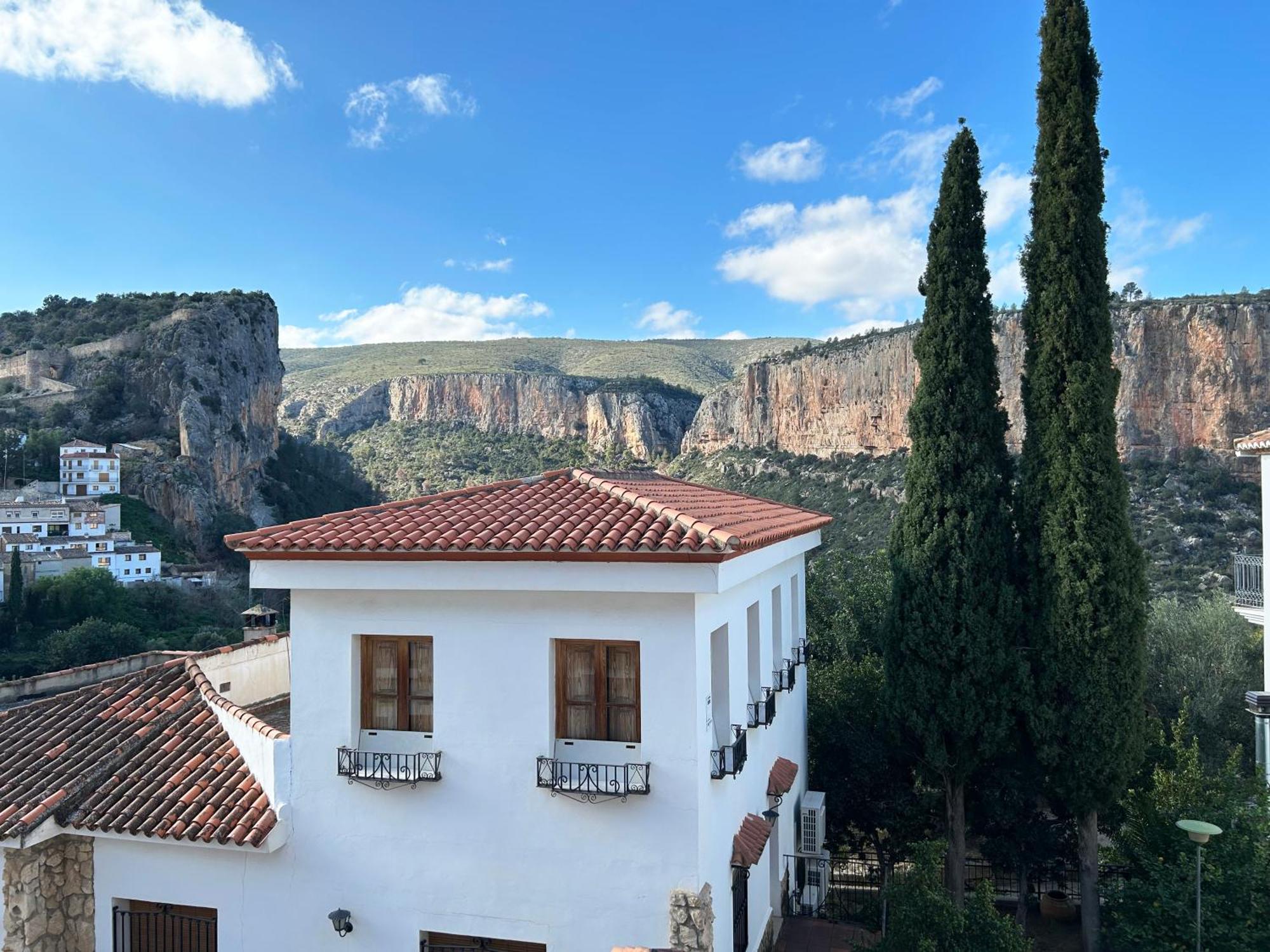 Apartamentos La Muela - Chulilla Buitenkant foto