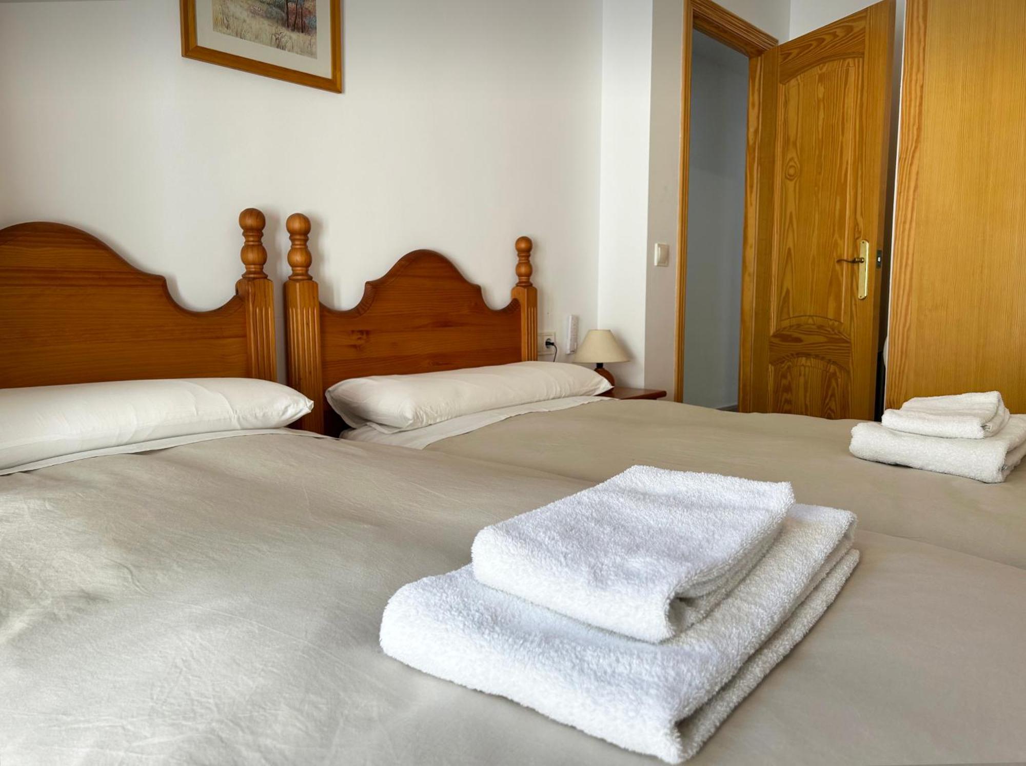 Apartamentos La Muela - Chulilla Buitenkant foto