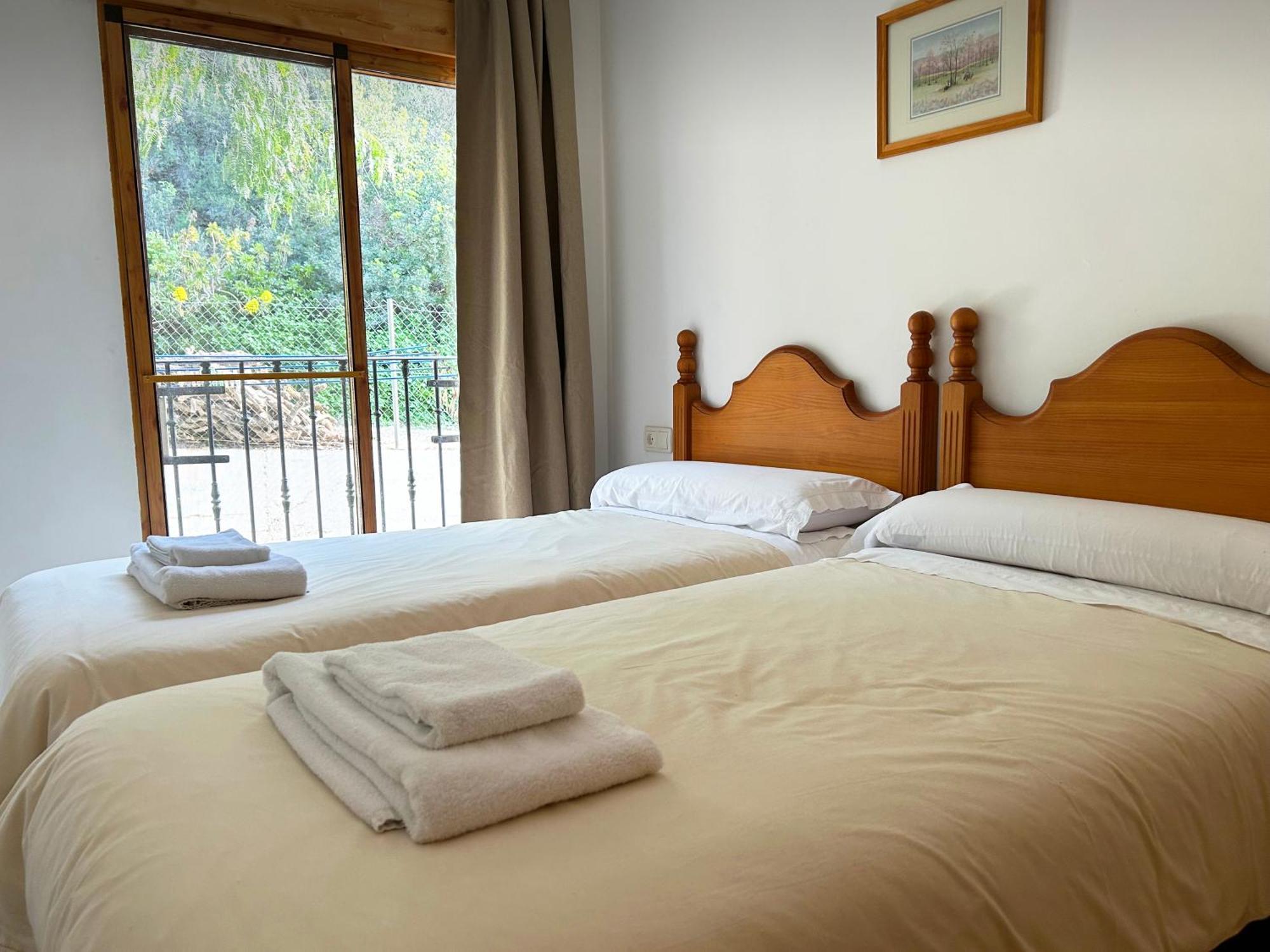 Apartamentos La Muela - Chulilla Buitenkant foto