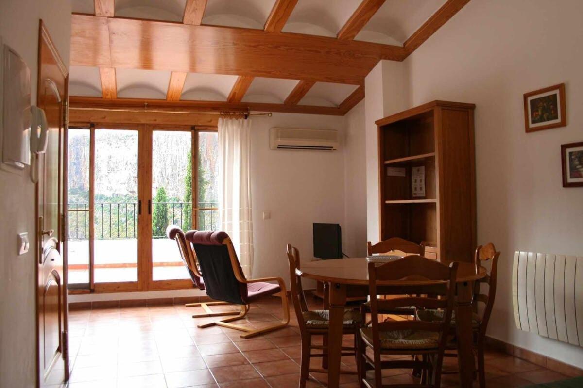 Apartamentos La Muela - Chulilla Buitenkant foto