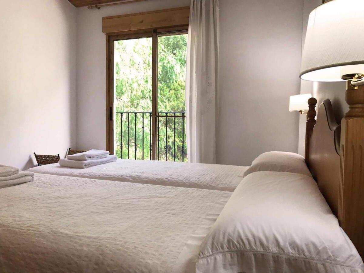 Apartamentos La Muela - Chulilla Buitenkant foto