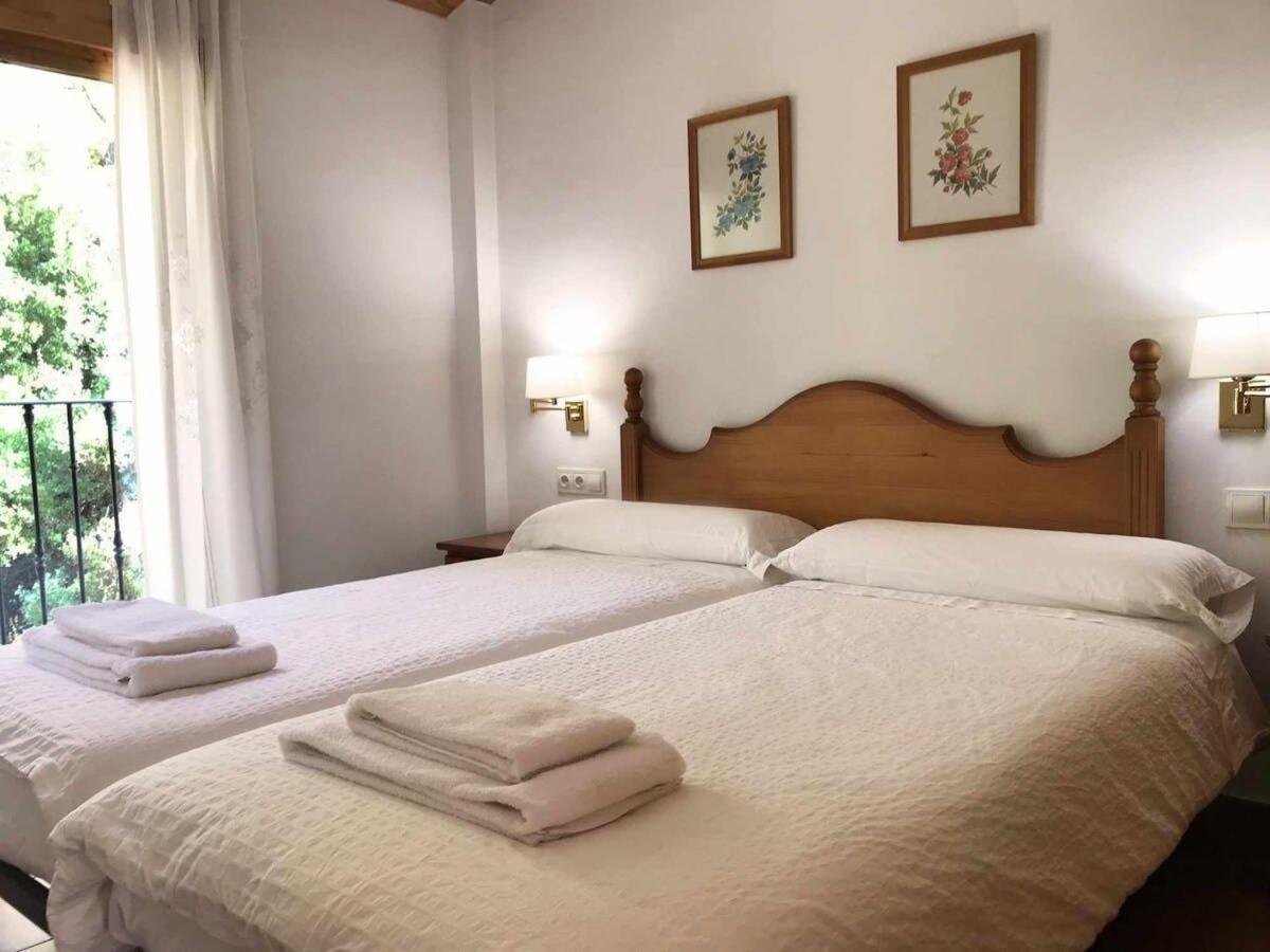 Apartamentos La Muela - Chulilla Buitenkant foto
