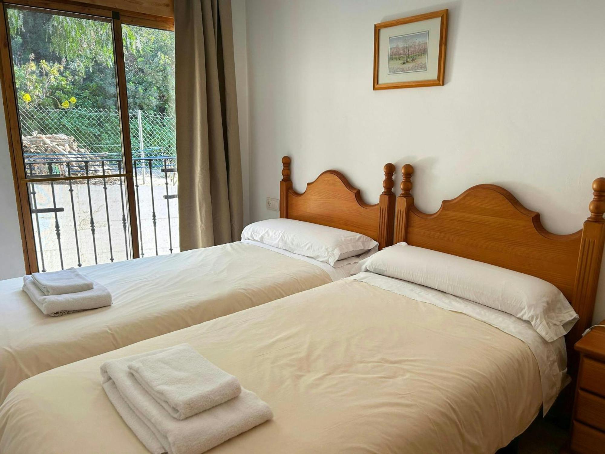 Apartamentos La Muela - Chulilla Buitenkant foto